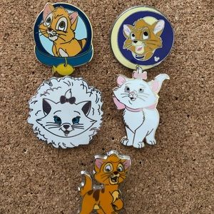 Disney Cat Pin Lot 🐭🐱